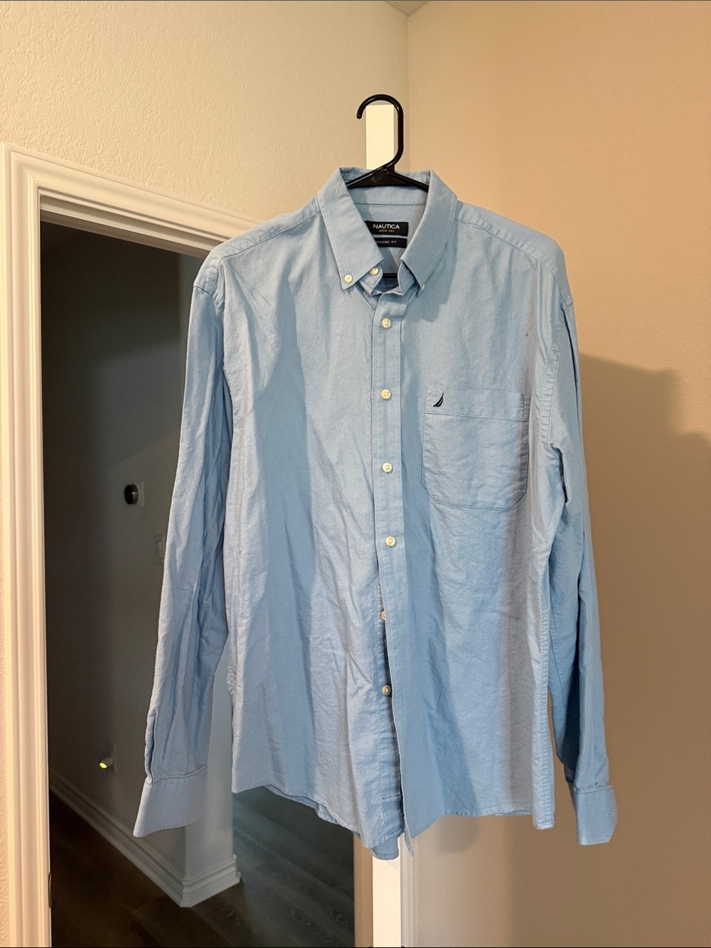 Nautica Men's Pale Blue Button-Down Oxford Shirt